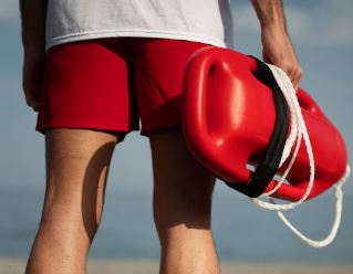 Primeros auxilios en playas y piscinas: Lo que todo socorrista debe saber