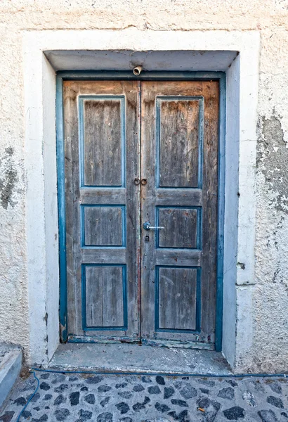 🔐 Cómo reforzar puertas antiguas sin cambiar la cerradura